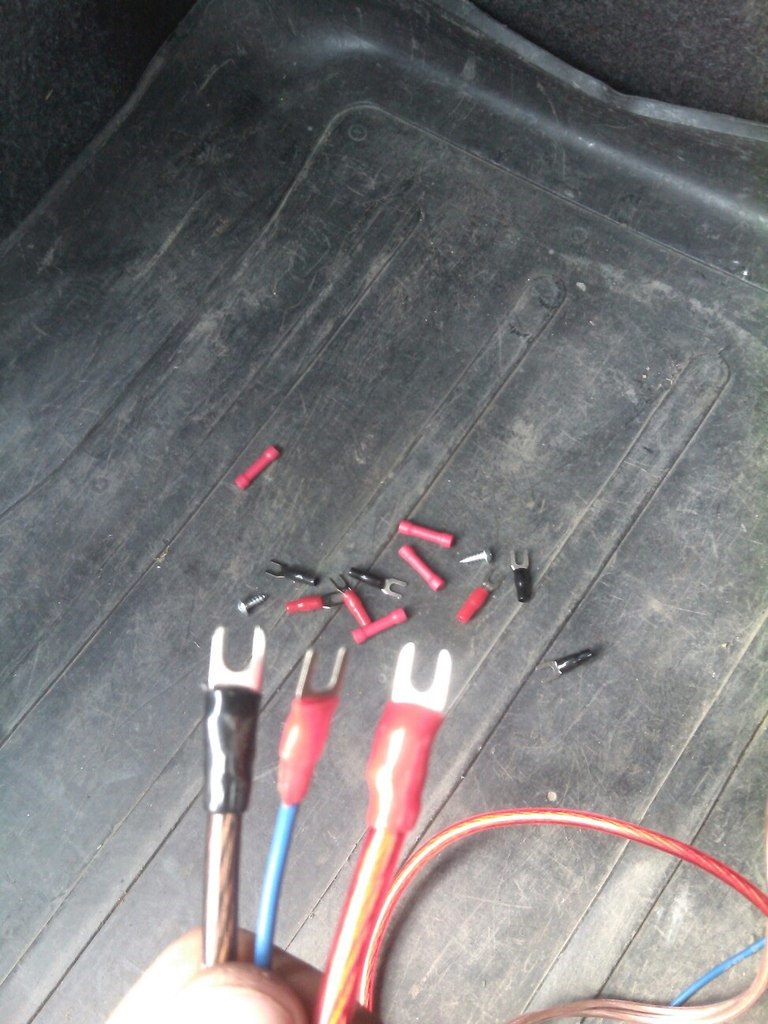 Установка усилителя и сабвуфера Blaupunkt::::/// — Lada 21124, 1,6 л ...