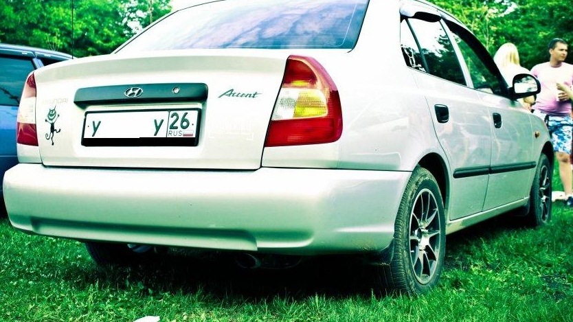 Открывание багажника с кнопки и доводчики стекол — Hyundai Accent (2G ...