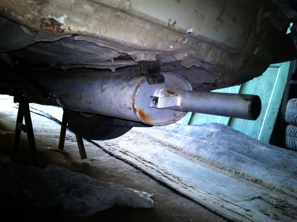 Замена глушителя, заварка редуктора, тоси боси и.т.д — Lada 2101, 1,3 л ...