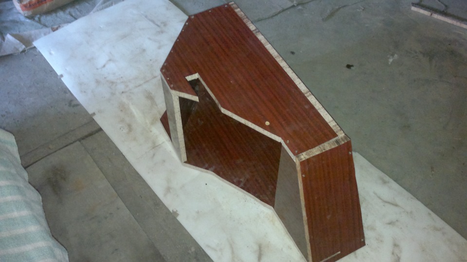 Решил собрать короб для саба в крыло) — Hyundai Accent (3G), 1,5 л ...