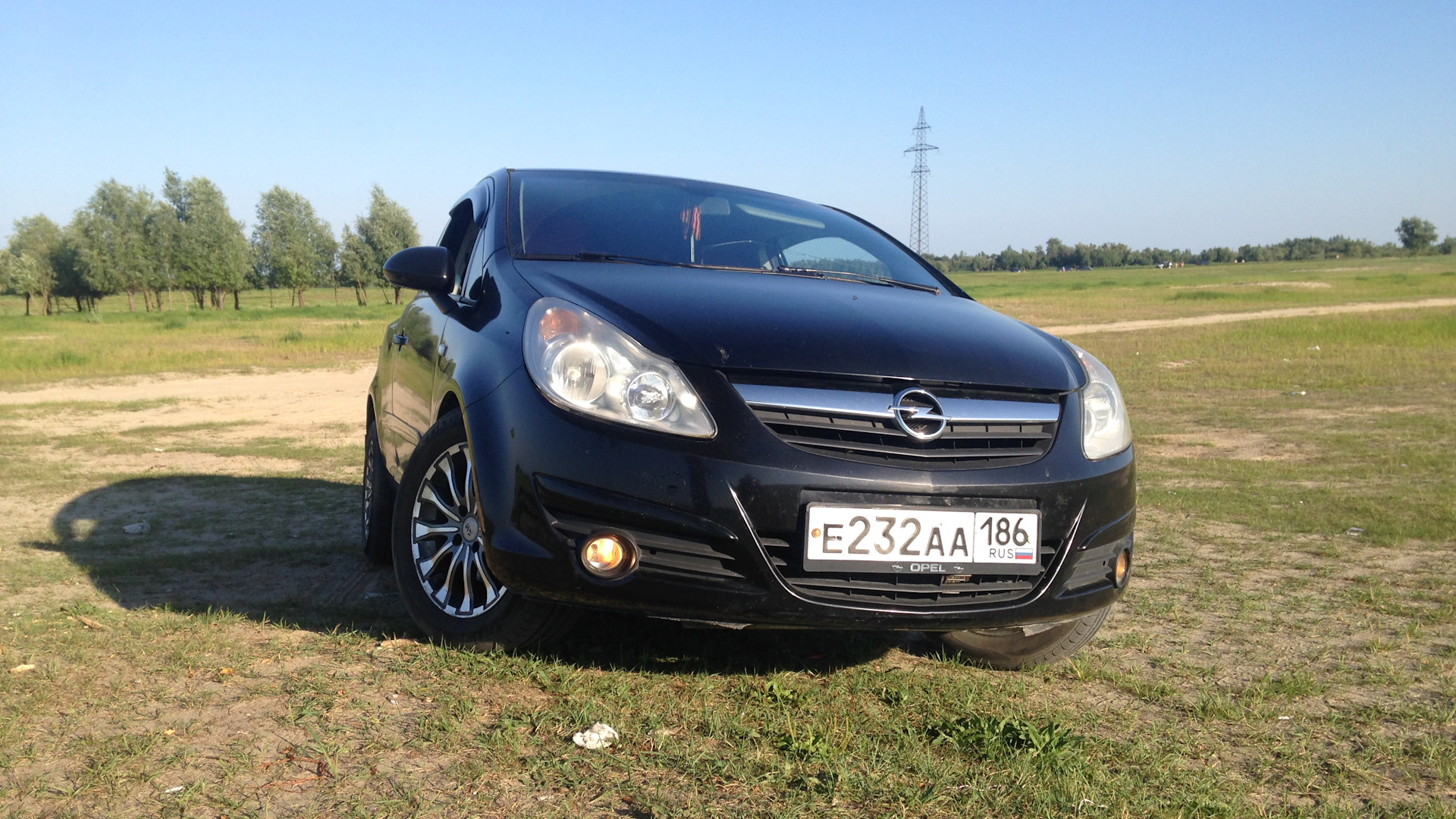 Opel Corsa D 1.4 бензиновый 2007 | красная торпеда на DRIVE2