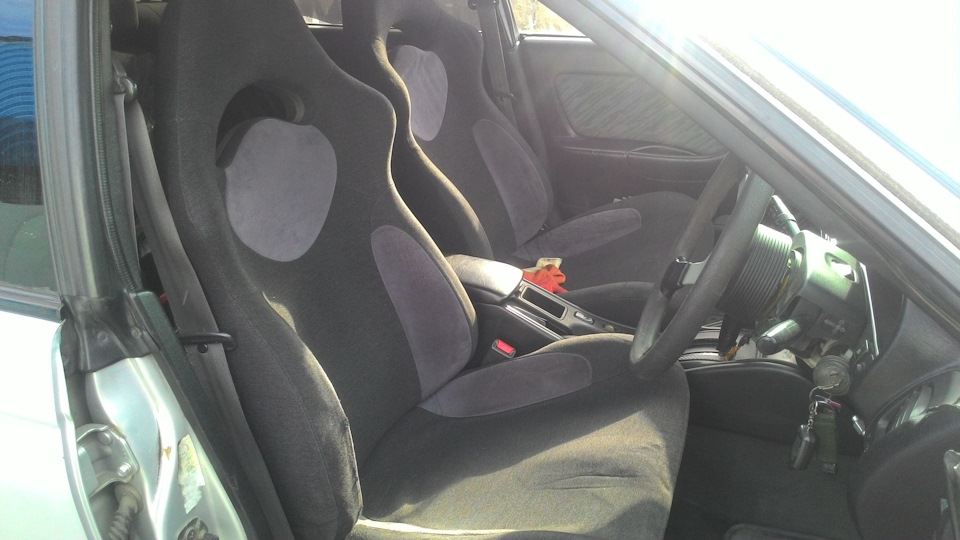 Сиденье с wrx gc8 и резина мишлен — Subaru Legacy (BD/BG/BK), 2 л, 1996 ...