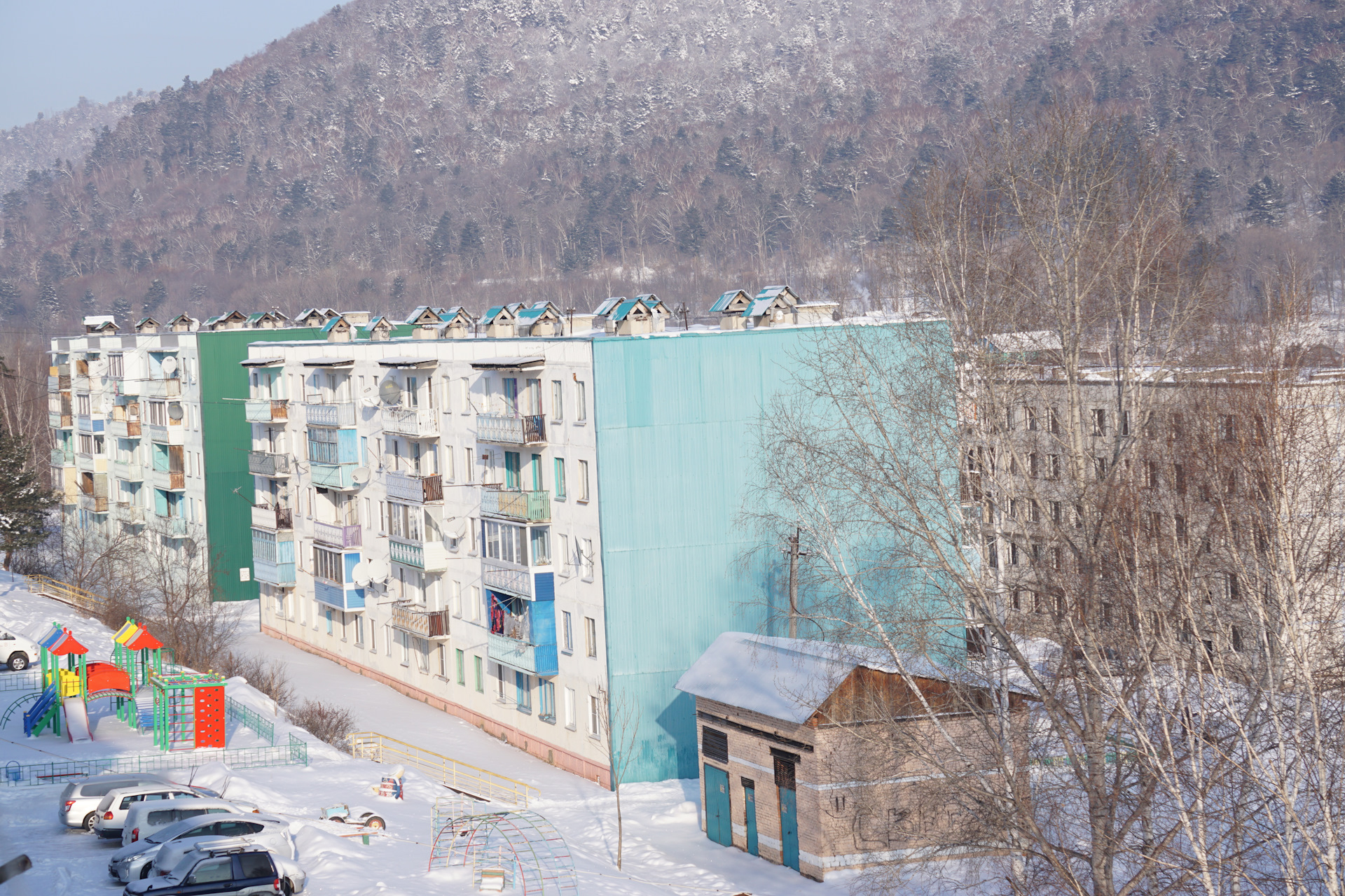 Светлогорье приморский край пожарский. Поселок Светлогорье Приморский край. Медвежья Долина Приморский край. Горнолыжка медвежья Долина Приморский край.