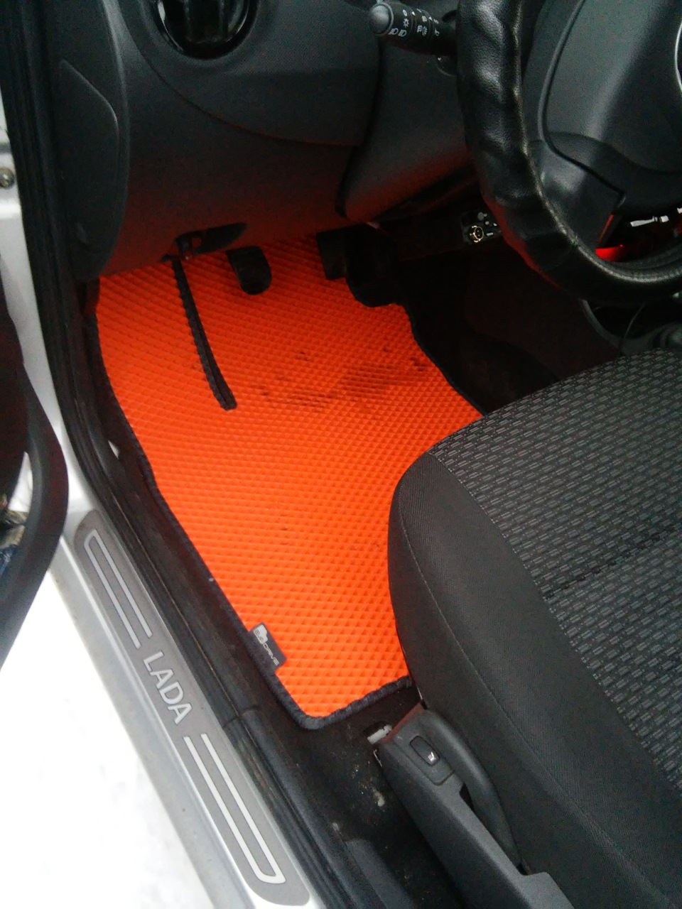 коврики эво — Lada Ларгус, 1,6 л, 2014 года | аксессуары | DRIVE2