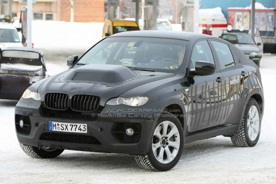 Парктроники бмв х6. БМВ х6 Актив гибрид. BMW x6 Hybrid АКПП. BMW х5 джип капот. Горбатая БМВ х6.