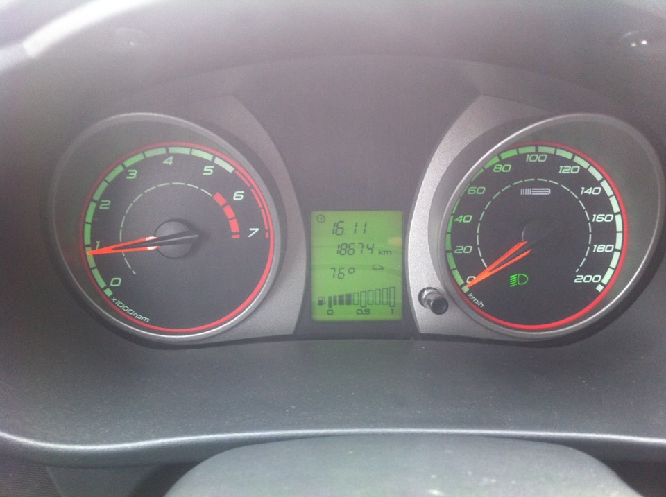 Прошивка комбинации приборов. — Lada Гранта, 1,6 л, 2012 года ...