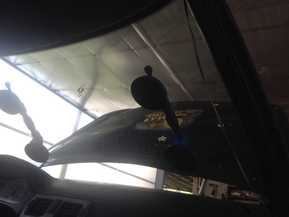 Замена лобового стекла — Lada Приора хэтчбек, 1,6 л, 2008 года ...