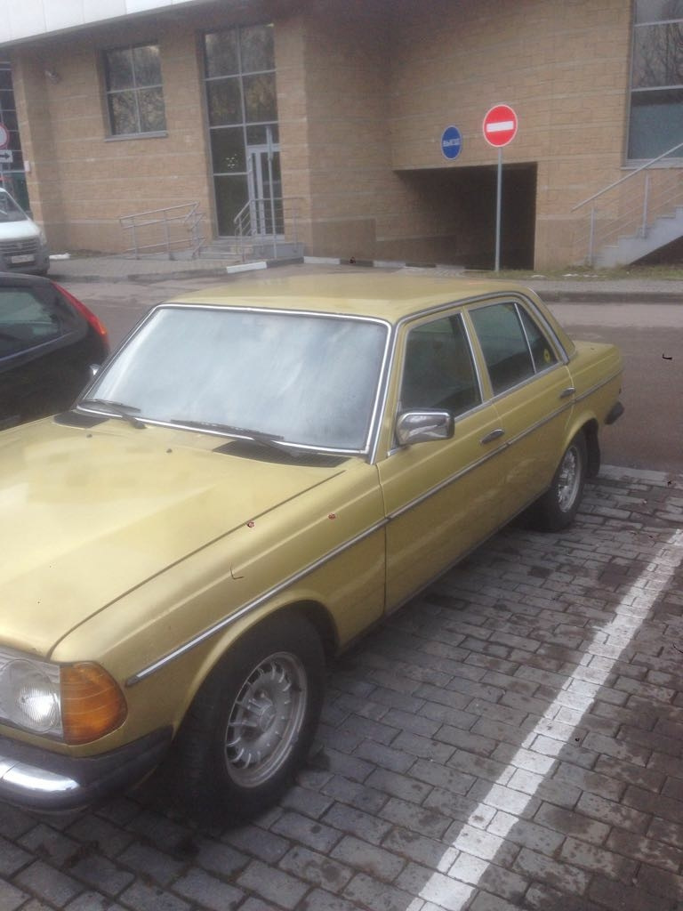 Ещё один подарок, но какой! — Mercedes-Benz W123, 2 л, 1977 года | покупка  машины | DRIVE2