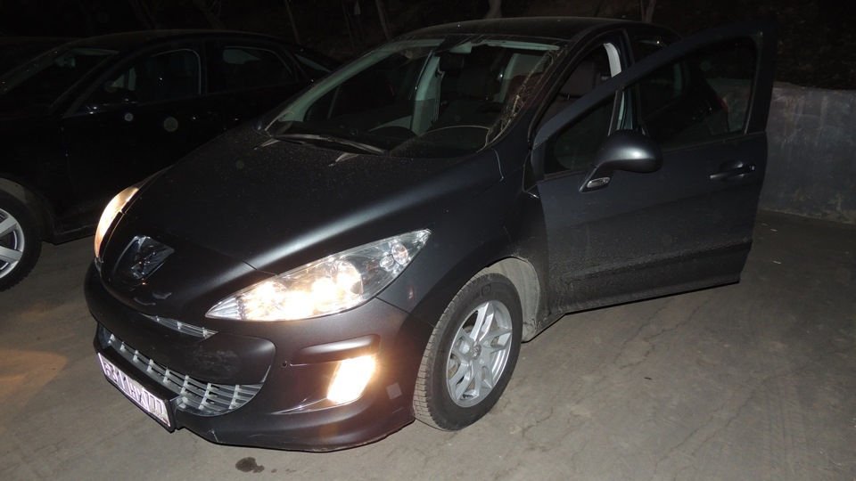 Peugeot 308 Панорама