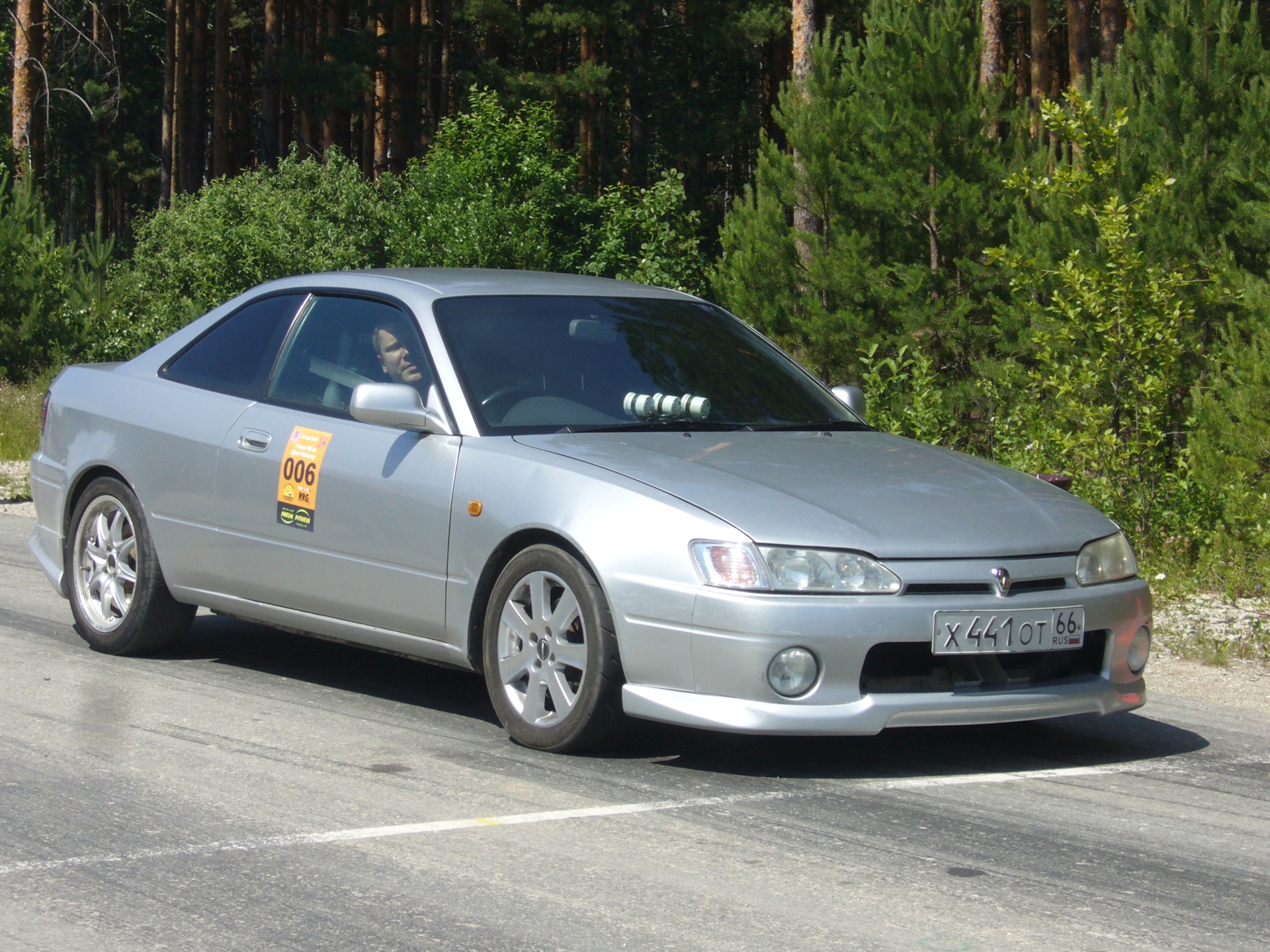       Toyota Corolla Levin 16 2000 