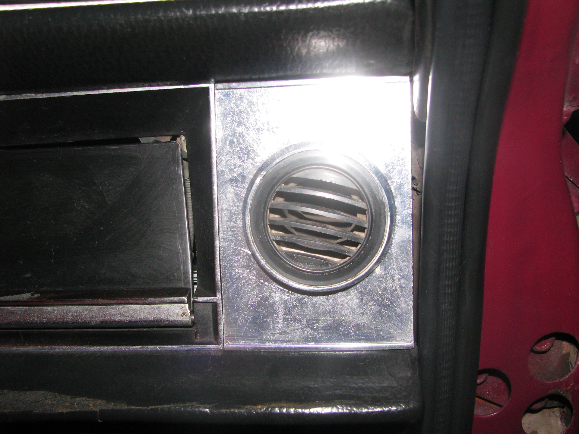 Установка дефлектора. Демонтаж дефлектора. Демонтаж дефлектора. Демонтаж дефлектора. Ветровик на машину.