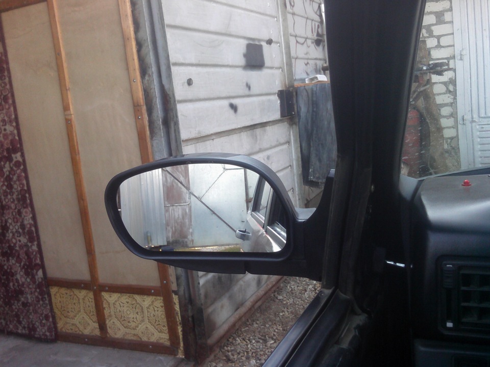 Боковые зеркала, правда не знаю точно от чего)) — ИЖ 2126, 1,7 л, 2005 ...