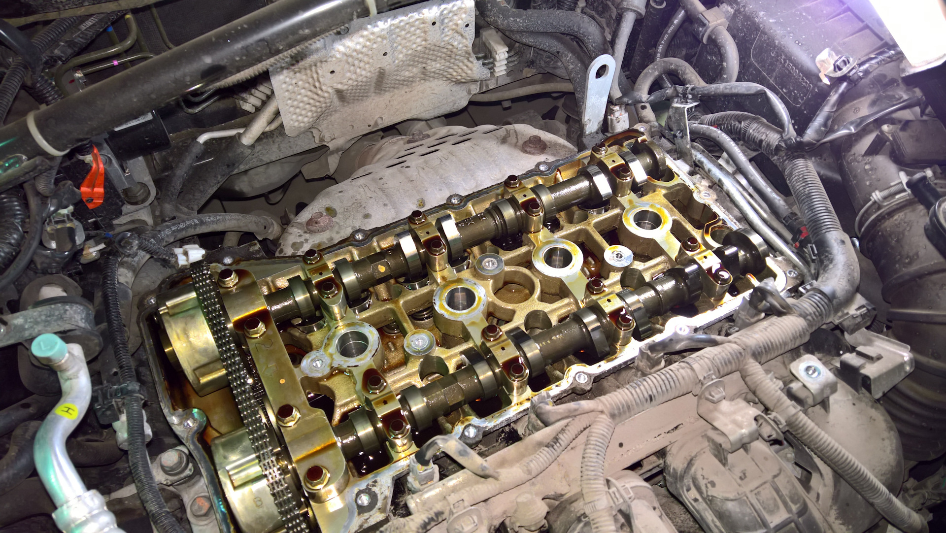 замена прокладки клапанной крышки аутлендер. замена прокладки клапанной крышки аутлендер. замена прокладки клапанной крышки аутлендер. протяжка клапанной крышки лансер 10. замена прокладки клапанной крышки аутлендер.