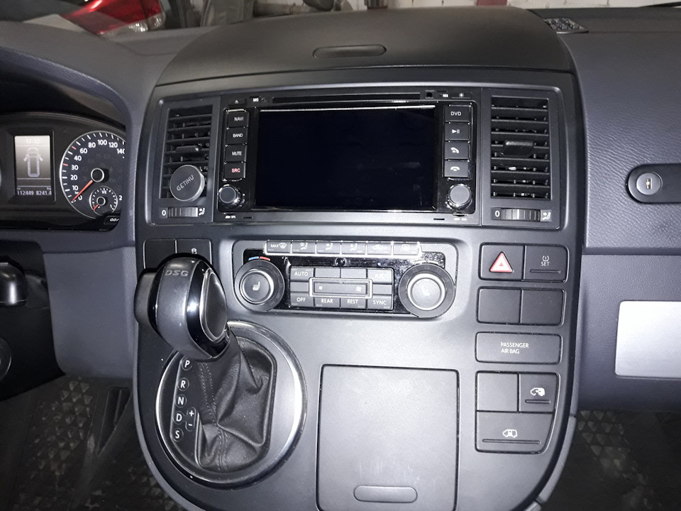 Мультимедиа в VW Multivan — Автозвук-СПб на DRIVE2
