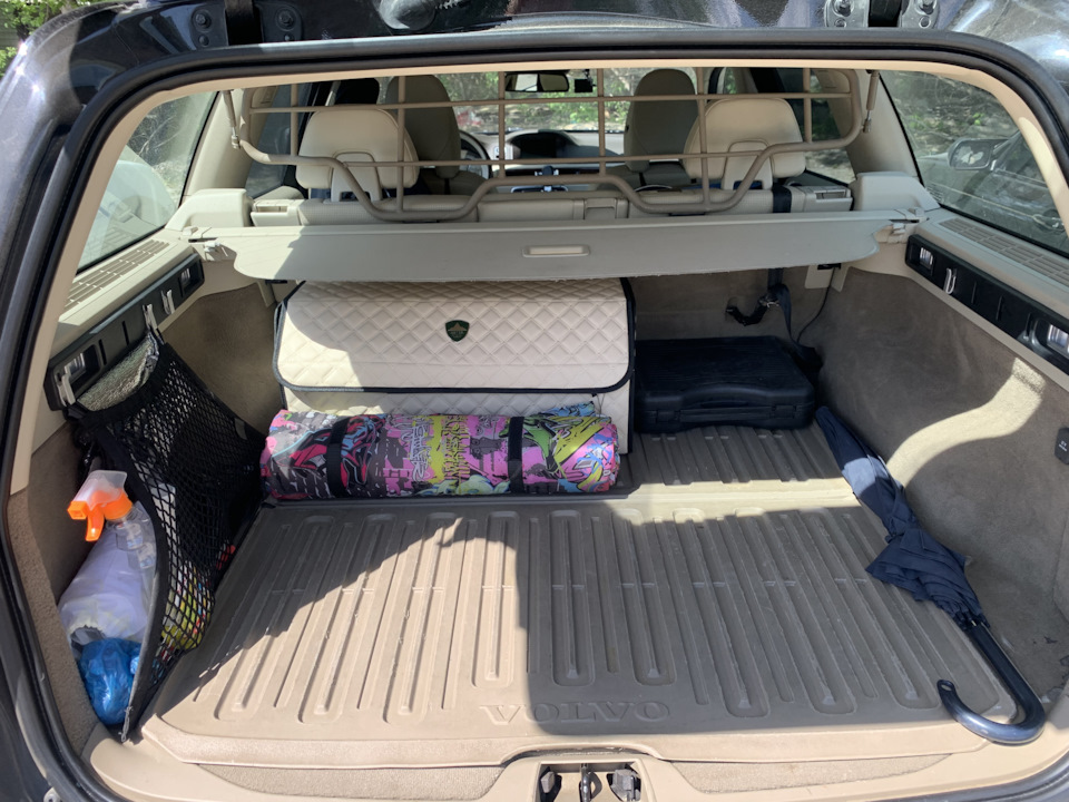 Кофр в багажник — Volvo XC70 III, 2,4 л, 2012 года | аксессуары | DRIVE2