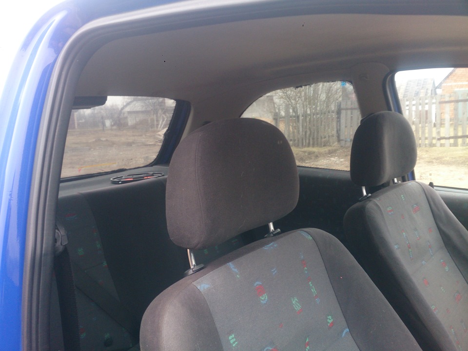 установка шторок на задние окна! — Opel Corsa B, 1 л, 1997 года ...