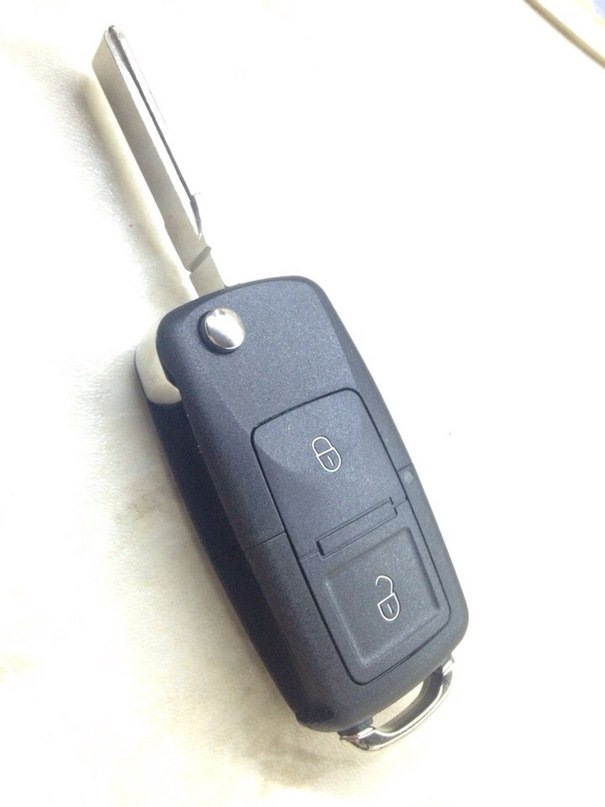 Выкидной ключ e83. Выкидной ключ rav4 2008 на 2 кнопки. Ключ болванка Хендай Элантра 2021. Hyundai Elantra 3g сигнализация.
