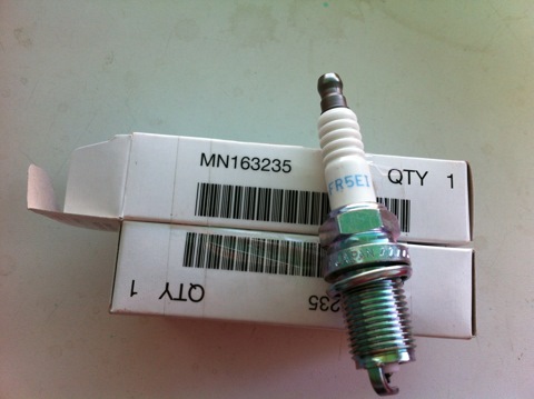 MN163235 Свеча зажигания Mitsubishi | Запчасти на DRIVE2