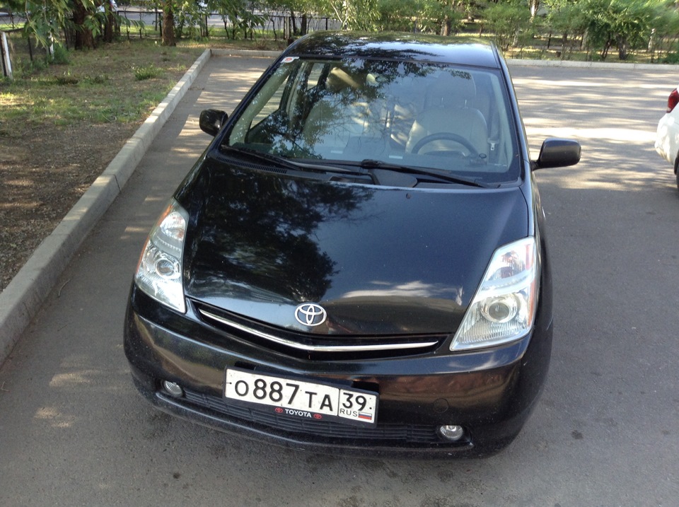 Линзы в фары. — Toyota Prius (20), 1,5 л, 2006 года | тюнинг | DRIVE2