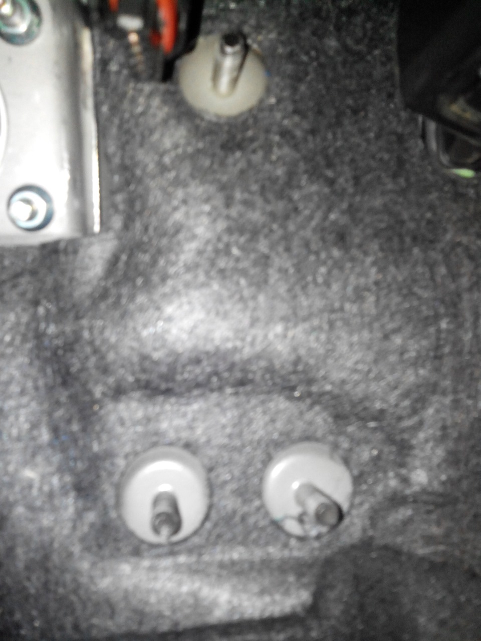 Скрип педали газа — Hyundai Solaris, 1,6 л, 2014 года | своими руками ...