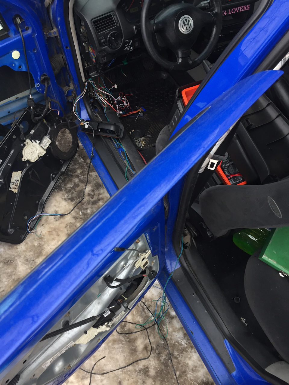 Фото в бортжурнале Volkswagen Golf Mk4