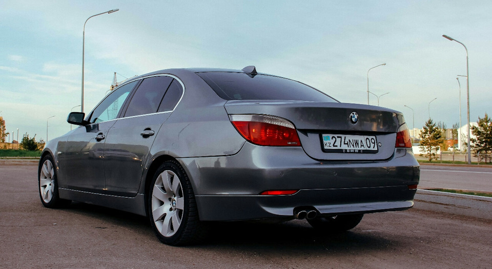 Е60 3.0 бензин. BMW e60 Style 123. БМВ диски 123. 123 Стиль на у60. Диски на авто BMW e60.