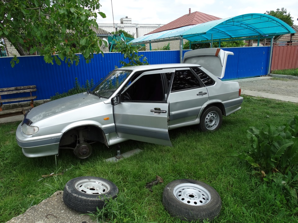 замена подшипников ступицы, тормозных колодок и колдуна. — Lada 2115, 1 ...