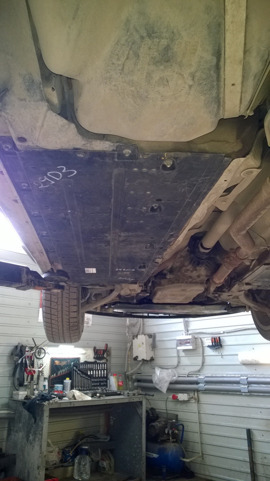 Приятные мелочи — Audi A4 (B6), 2,7 л, 2002 года | аксессуары | DRIVE2