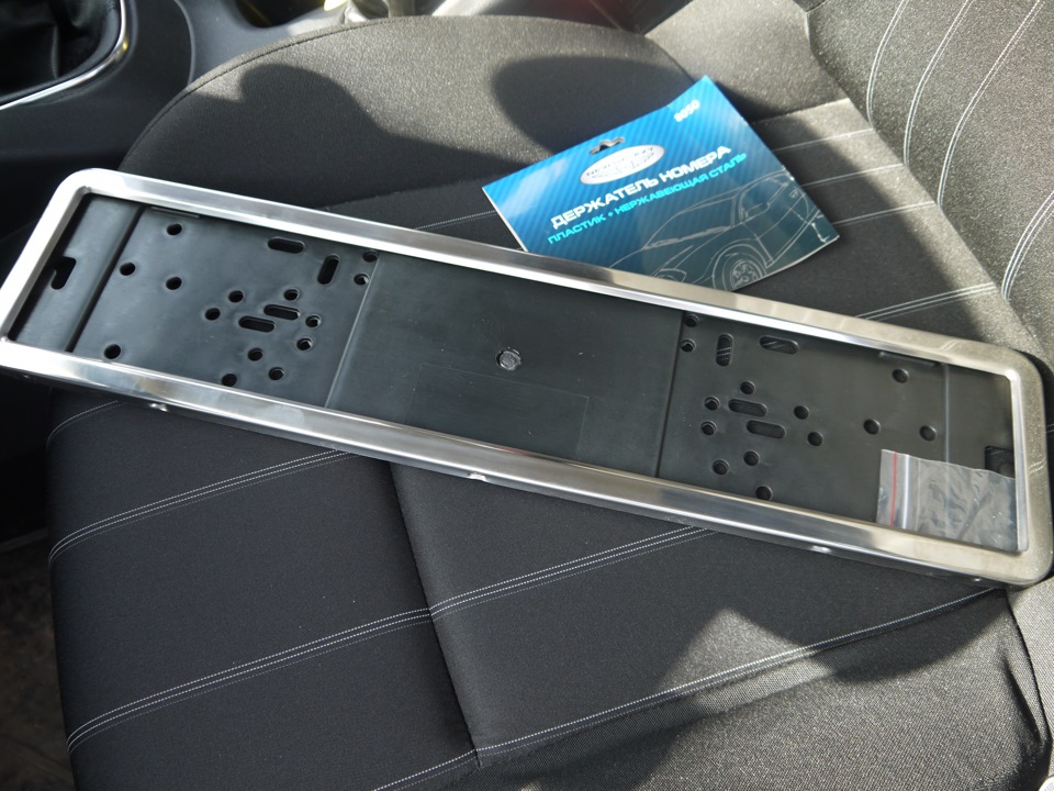 Хромированная номерная рамка — Citroen C4 (2G), 1,6 л, 2011 года ...