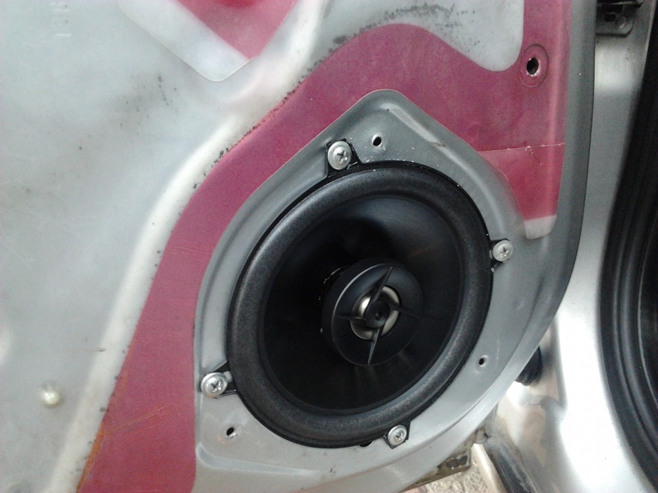 Задние динамики мтз 82. Колонки great wall safe. Длина заклепок для штатных колонок хендай. Штатные динамики шевроле авео т250. Задние колонки тагаз тагер.