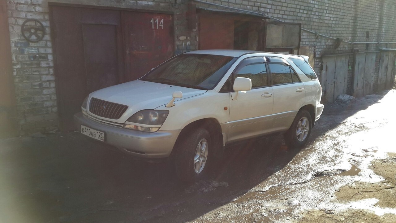 Toyota Harrier (1G) 2.2 бензиновый 2000 | Не турбо, но едет. на DRIVE2