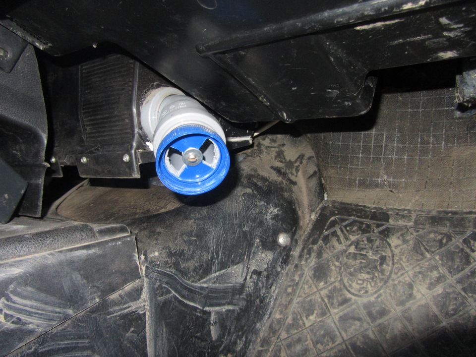 обдув задних пассажиров нива 2121. обдув ног ваз 2114. ваз 2112 воздуховод задним пассажирам. воздуховод в ноги. воздуховод в ноги.