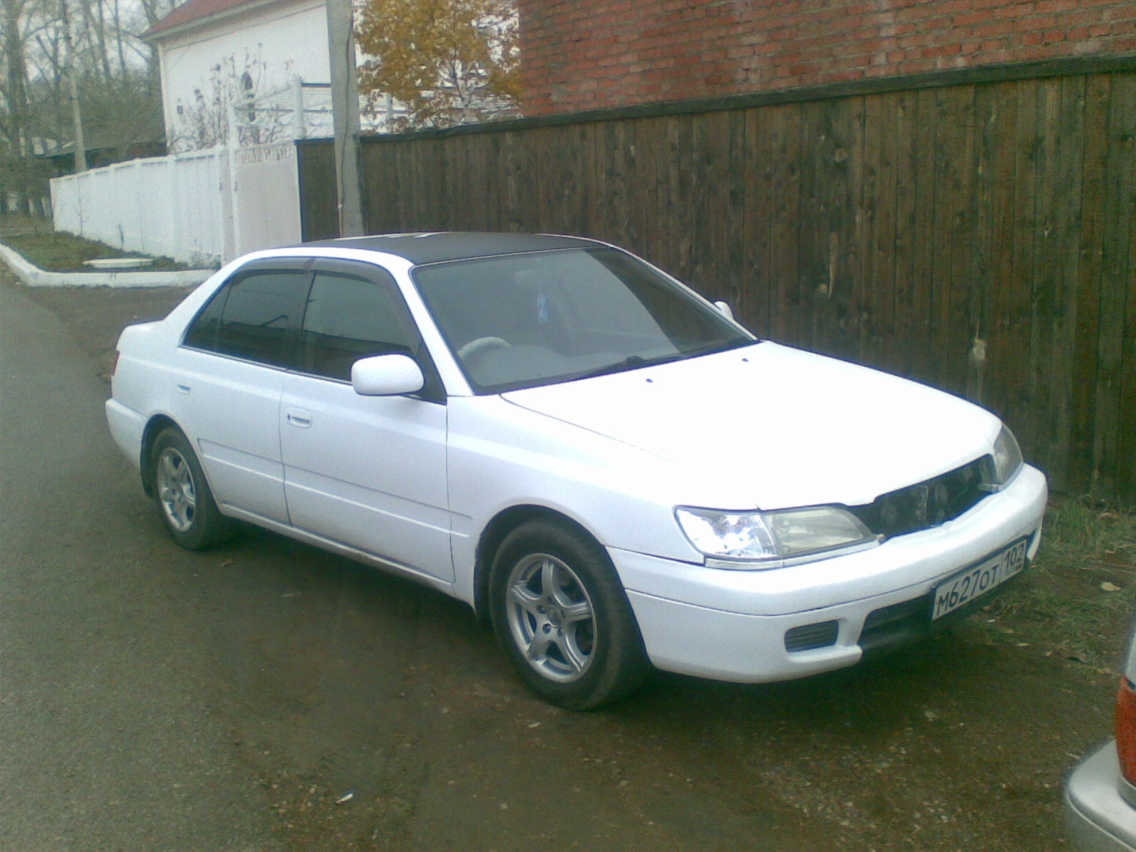 white mat Toyota Corona 18 1999