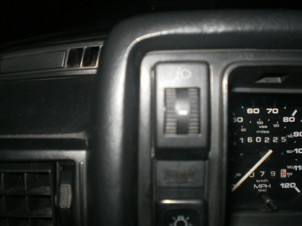 Подсветка кнопок — Volkswagen Golf GTI Mk2, 1,8 л, 1990 года | своими ...