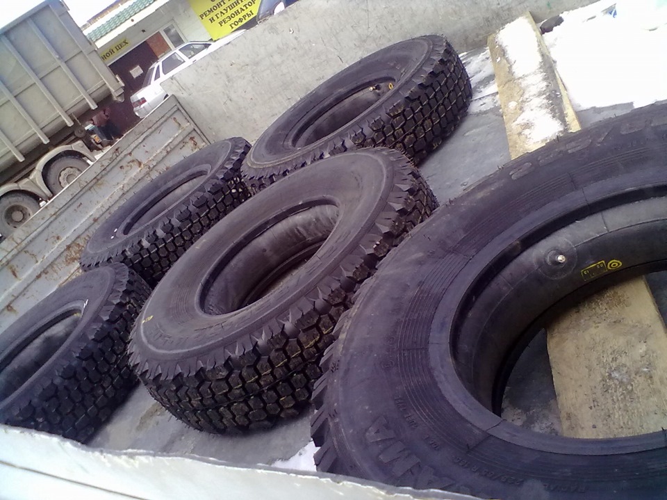 Шины на каму. Шины УАЗ r15 городские. Покрышки Кама 225 65. 225/65 R15. Резина на УАЗ на 15 Кама.