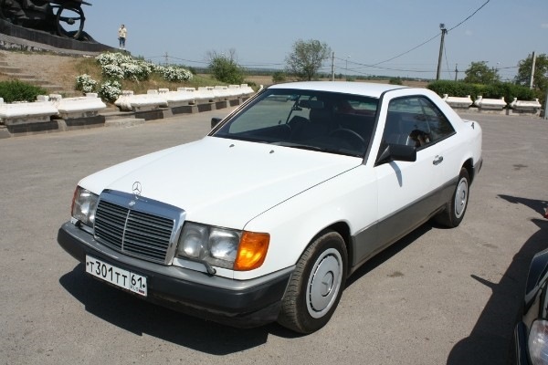 124 25 ответ. Mercedes Benz 124 1987. Мерседес w124 1987. Мерседес 300e 1992. W124 200d.