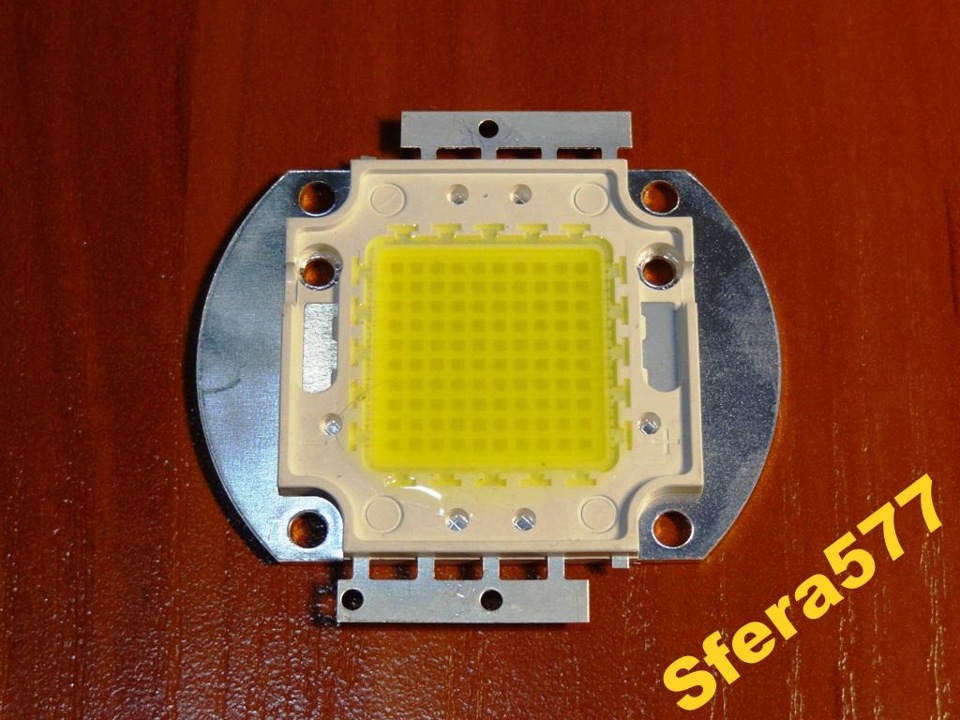 Led 100 вт. Светодиод 30е08008 y2. Светодиод 30w40141022. P30 светодиод. Led 100-6045j JQ Subaru.