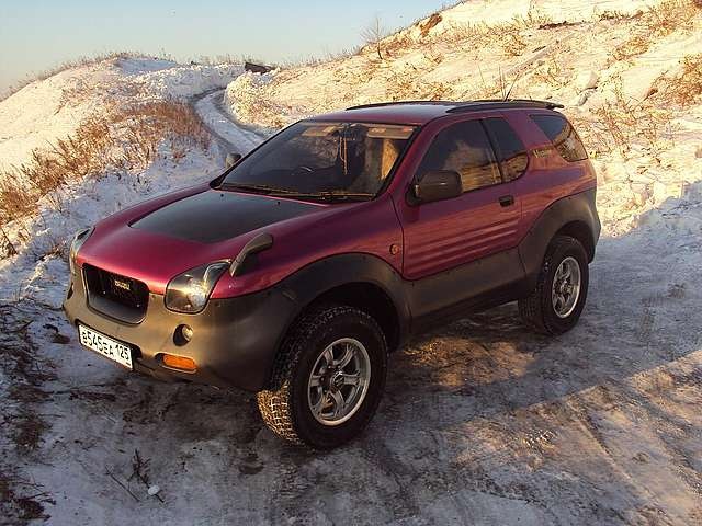 isuzu vehicross салон