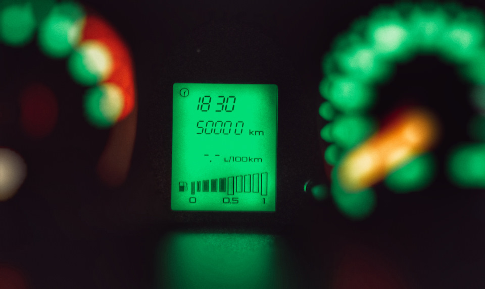 23. Замена гидрокорректора фар — Lada Гранта, 1,6 л, 2014 года | своими ...