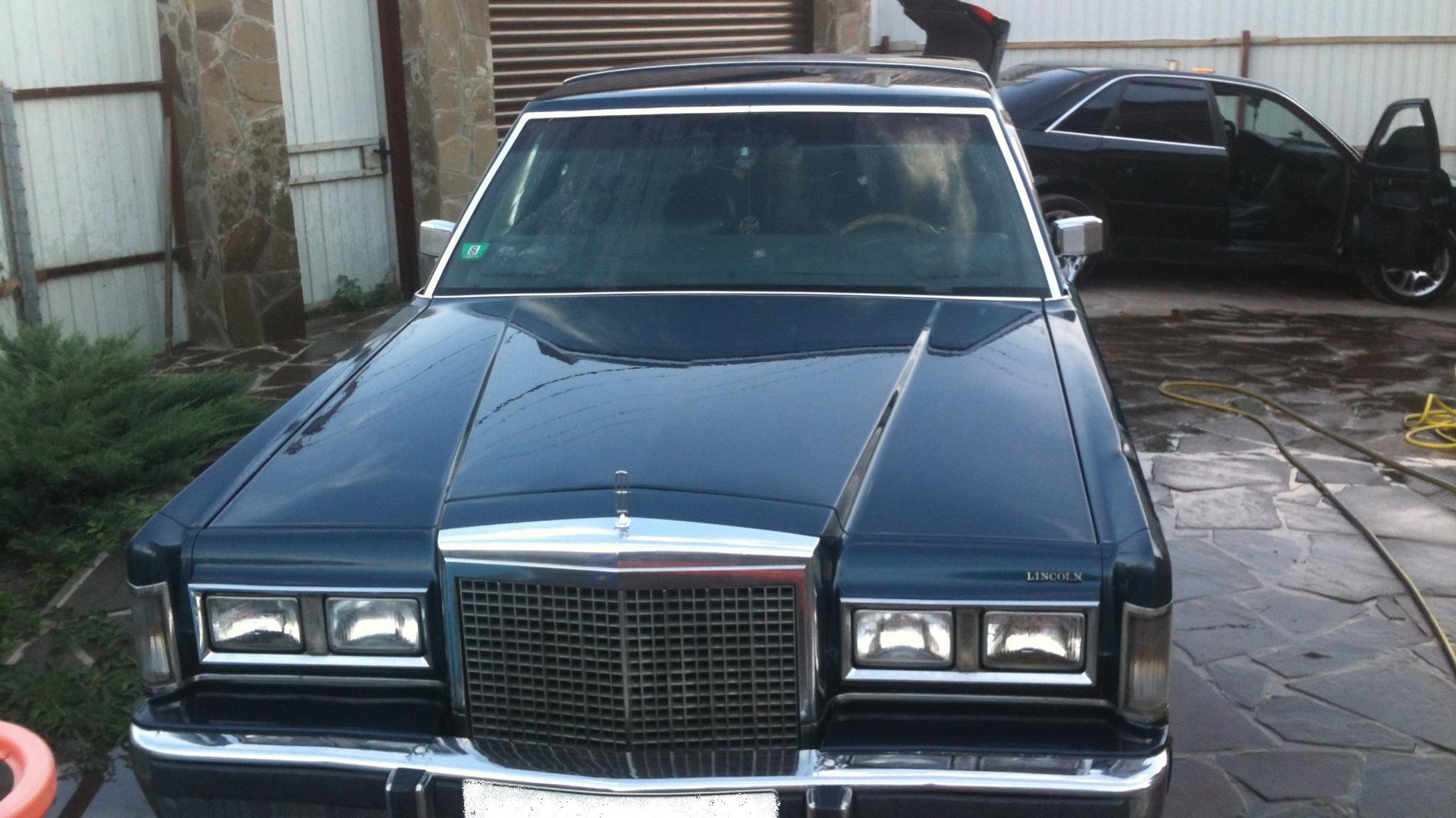 Lincoln Town Car I 5.0 бензиновый 1986 | American Dream на DRIVE2