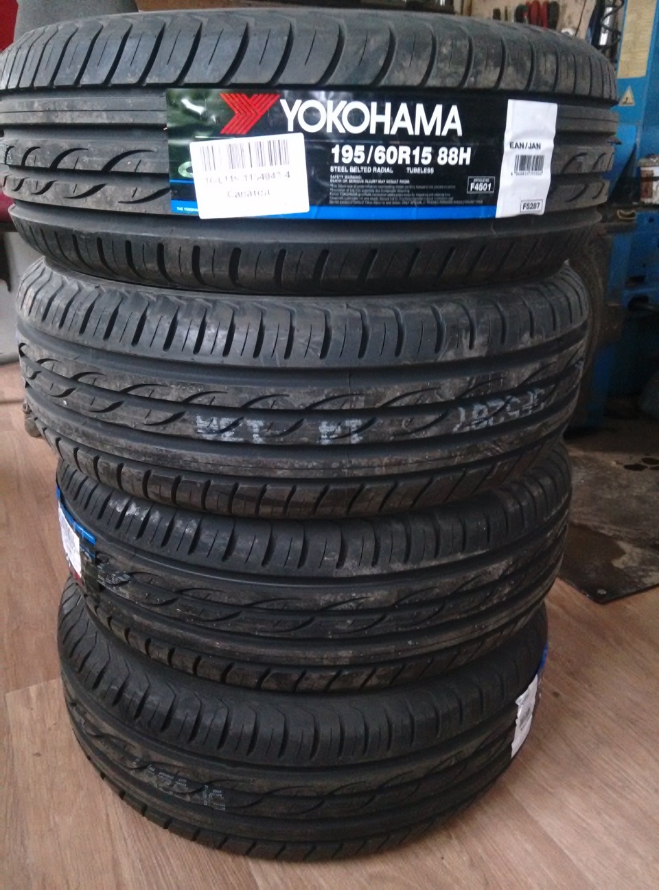 Шины Yokohama C.Drive2 AC02 195/60 R15 — Nissan Almera Classic (B10), 1 ...