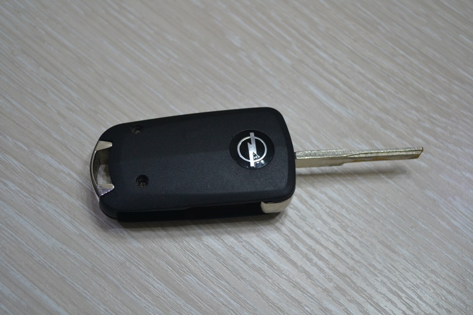 Ключ вектра б. Ключ от Опель Вектра c 2003. Ключ Опель Вектра с 2003. Ключ от Опель Вектра с 2003. Чип ключа Opel Vectra 2003.