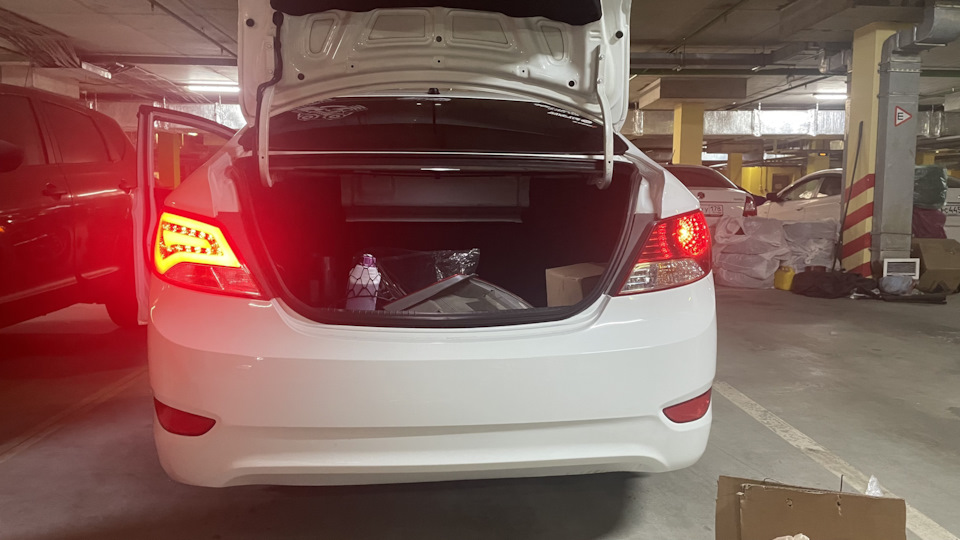 Новые оригинальные фонари с корейского accent — Hyundai Solaris, 1,6 л ...