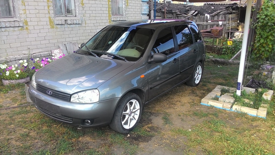 Калина серая фото Lada Калина универсал 1.4 бензиновый 2008 Серый металлик на DRIVE2