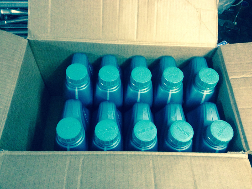 Замена масла в двигателе — Toyota Mark II (90), 2,5 л, 1992 года ...