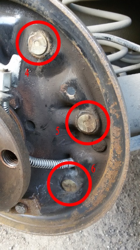 6N0609589 ЗАГЛУШКА БАРАБАННОГО ТОРМОЗА VW VAG | Запчасти на DRIVE2