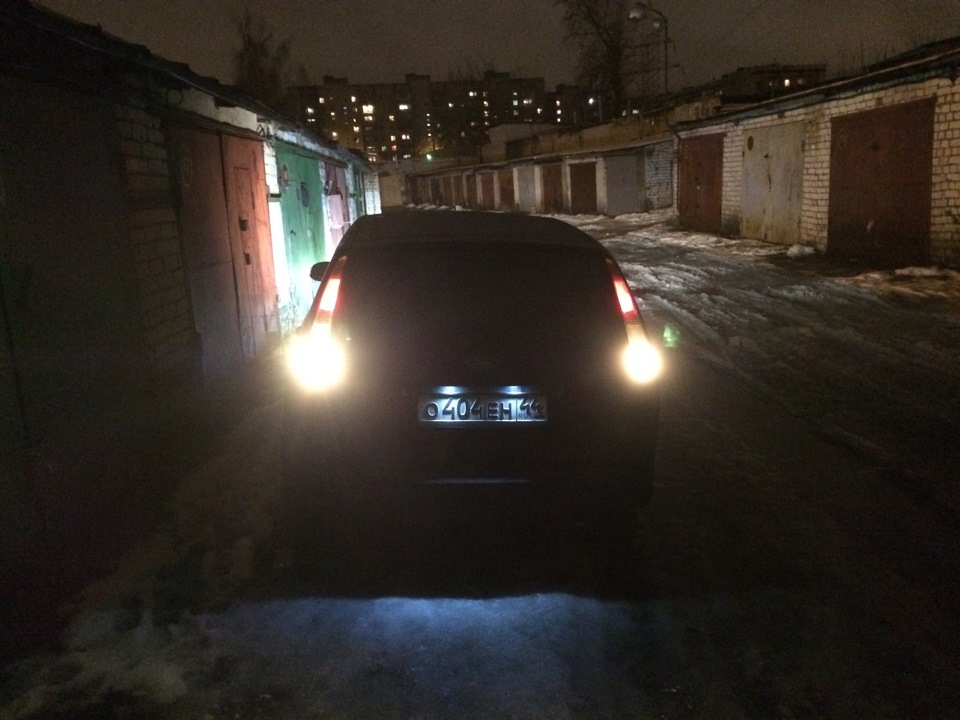 Задний ход вместо задней туманки — Ford Focus Wagon II, 1,6 л, 2009 ...