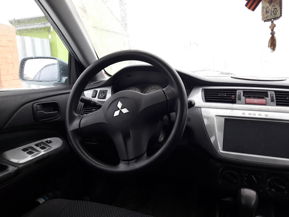 Фото в бортжурнале Mitsubishi Lancer IX. Запчасти на фото: O0009