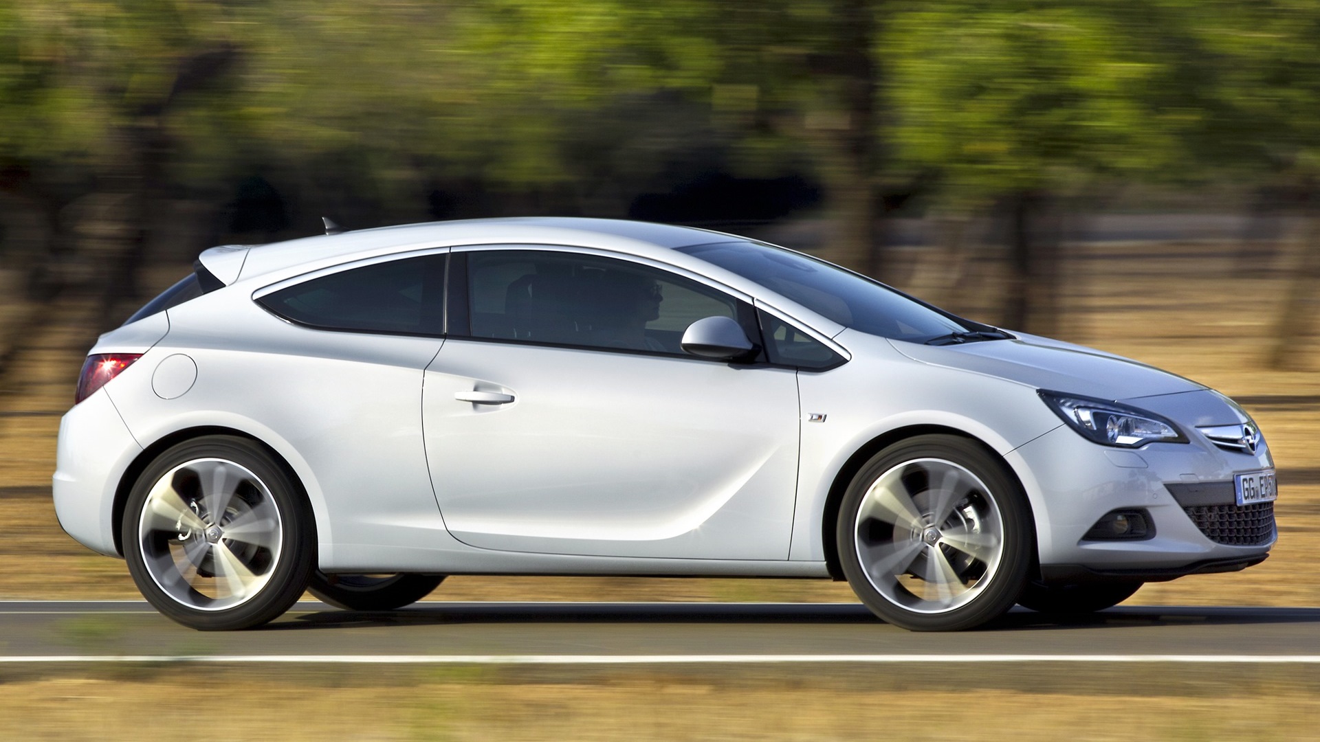 Opel Astra трехдверный