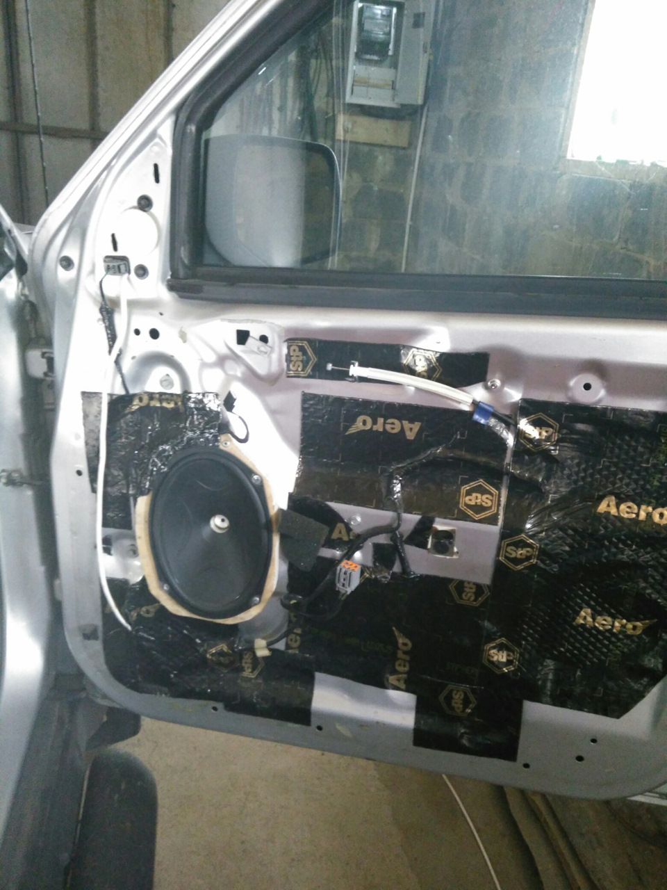 Было так. Hertz ECX 690.5. Большие и тяжелые. — Ford Escape (2G)